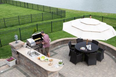 Outdoor Kitchen Integration